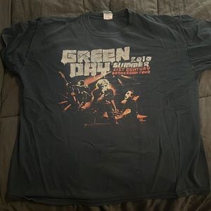 Vintage Green Day graphic t shirt